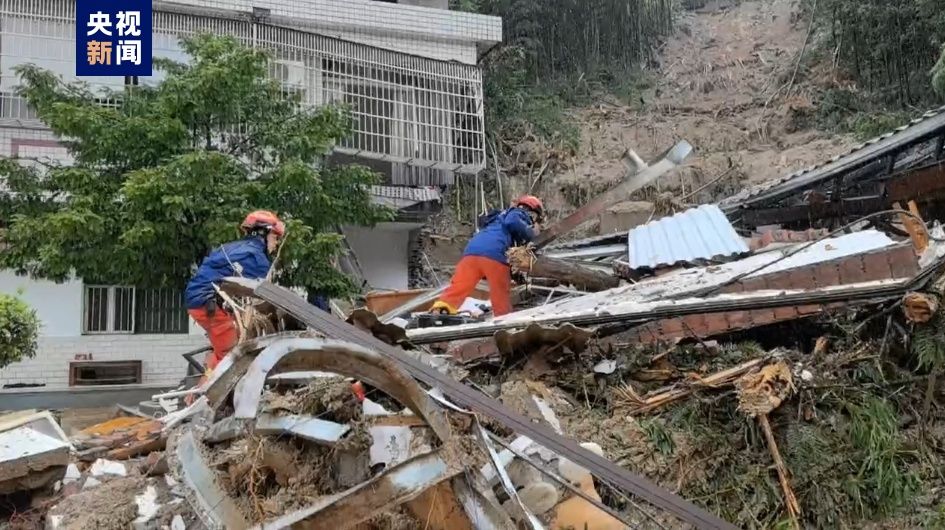 湖南衡阳山体滑坡已致12人遇难，初步摸排21人被埋